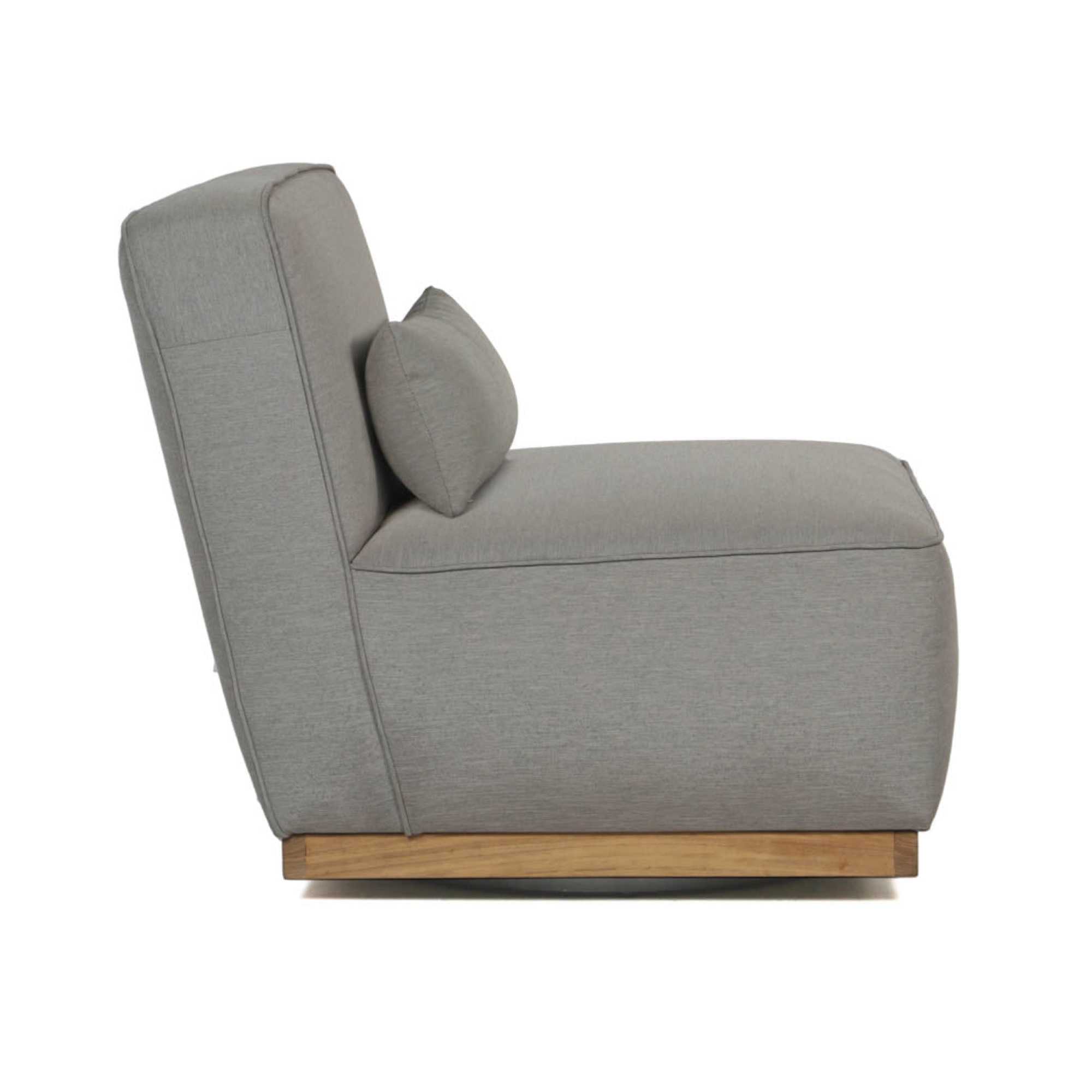 Carbonia Swivel Lounge Chair