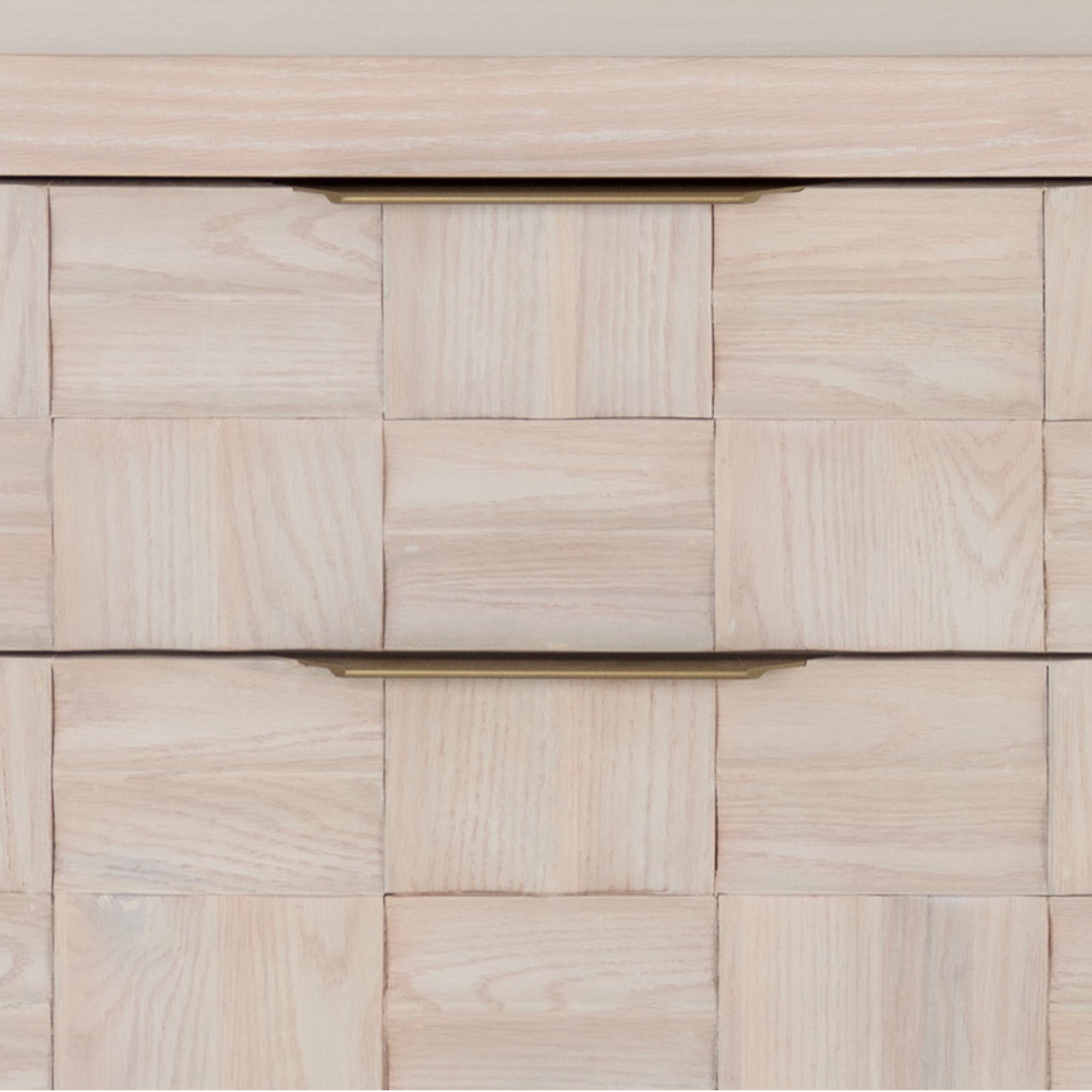 Akava Dresser