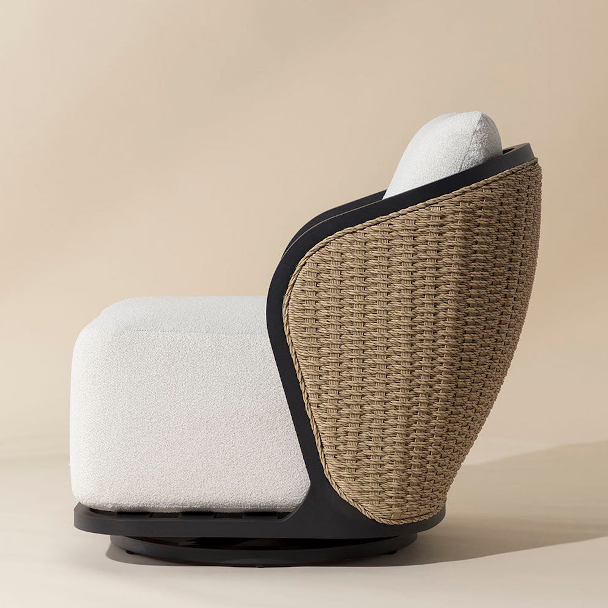 Bora Swivel Lounge Chair