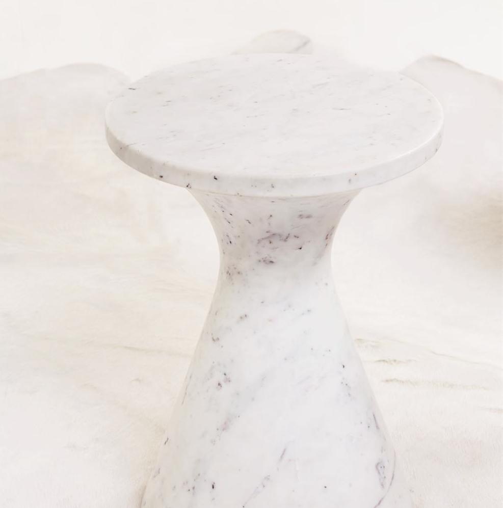 Isabelle Drink Table