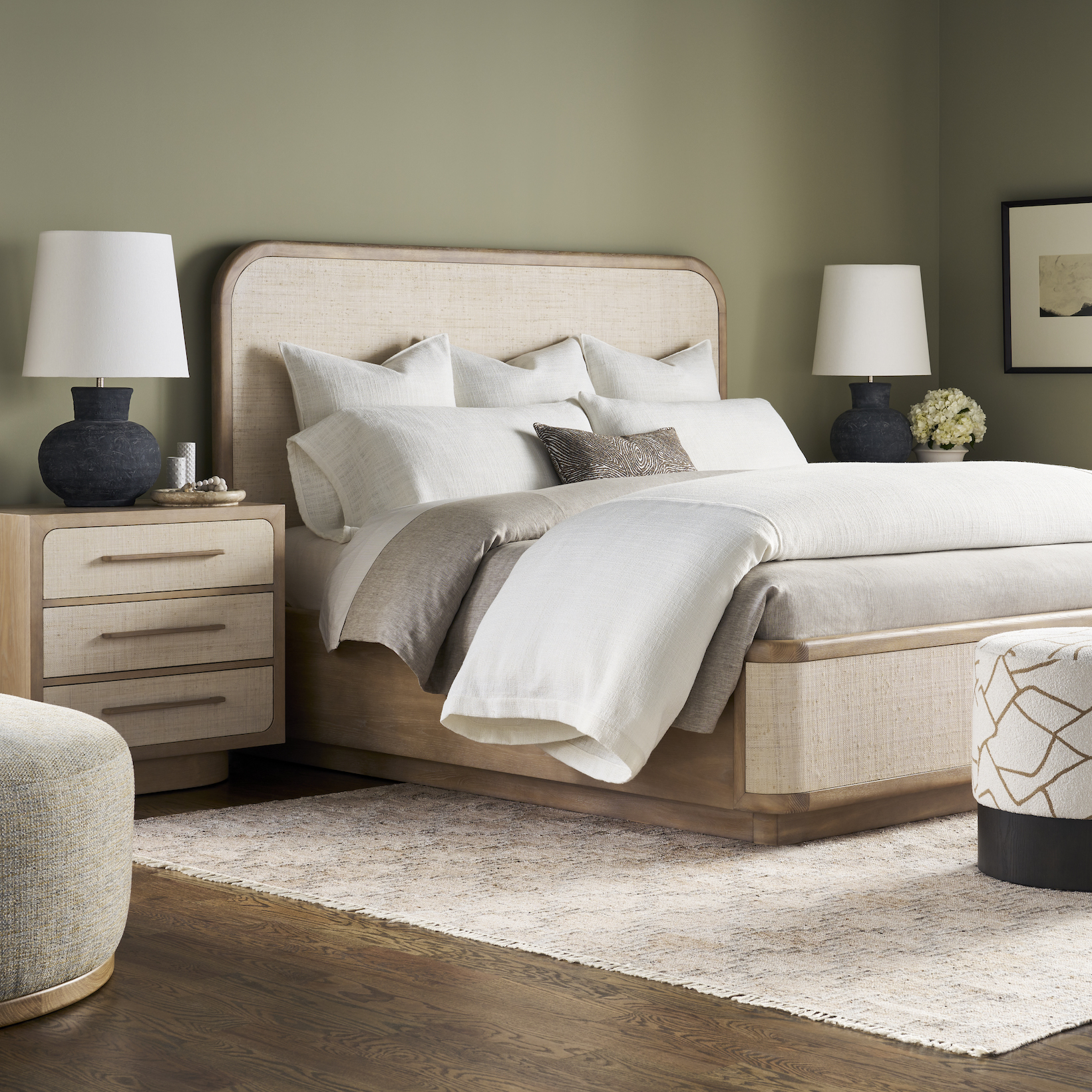 Reveal Bed