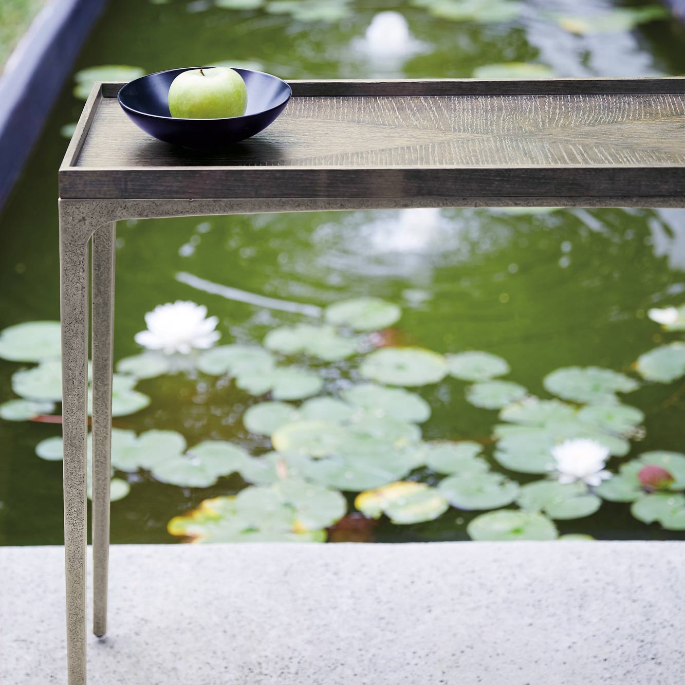 Linea Sofa Table