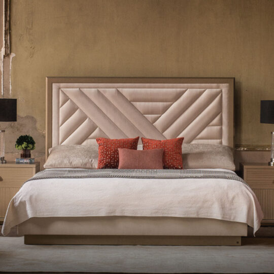 Rumba upholstered bed