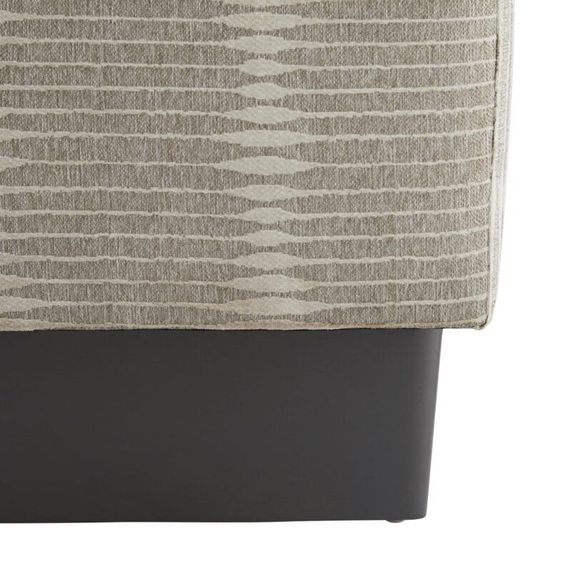 Palmero Bench - Avenue Design Montreal