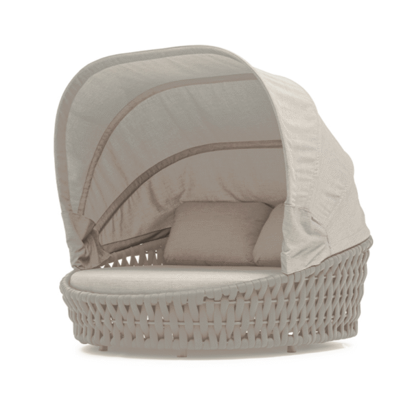 Hug Day bed with Canopy